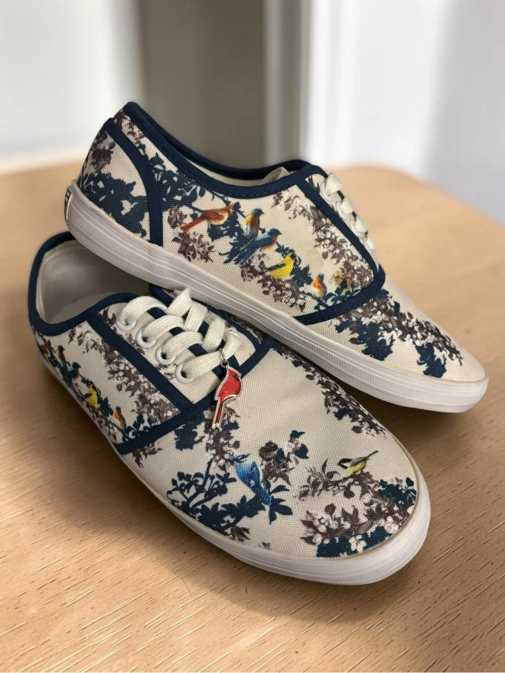 Bradford Exchange Songs of Spring Bird Sneakers Size 9 Cottagecore Grandmacore